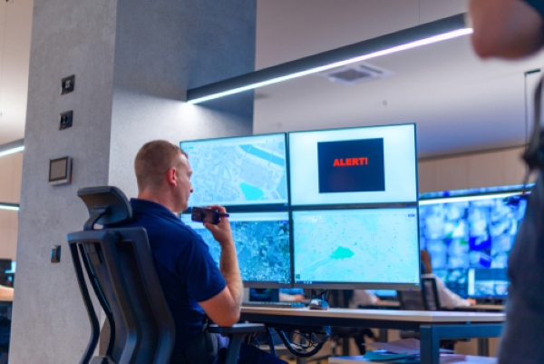 cctv-monitoring-with-alarm